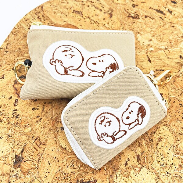 スヌーピー スマートキーケース ベージュ アップリケ SNOOPY