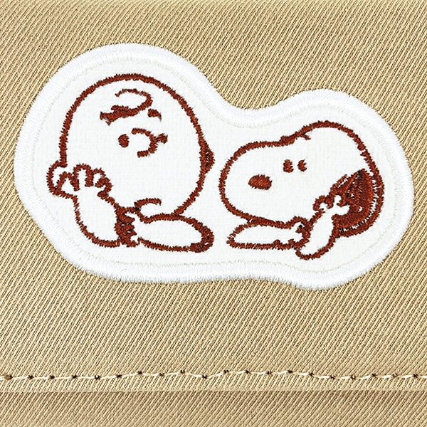スヌーピー チャーリーブラウン ファスナー三つ折り財布 アップリケ ベージュ SNOOPY