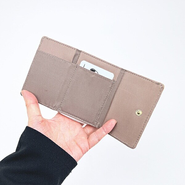 スヌーピー チャーリーブラウン ファスナー三つ折り財布 アップリケ ベージュ SNOOPY