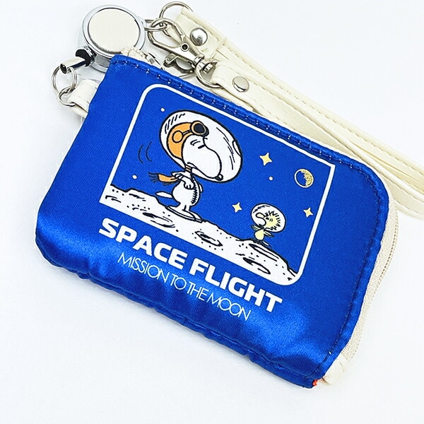 スヌーピー リール付パスケース アストロノーツ 定期入れ SNOOPY