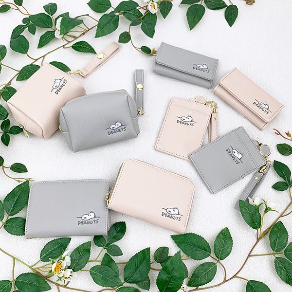 スヌーピー キーケース デスク刺繍 PEANUT 鍵ケース ベージュ  マリモクラフト