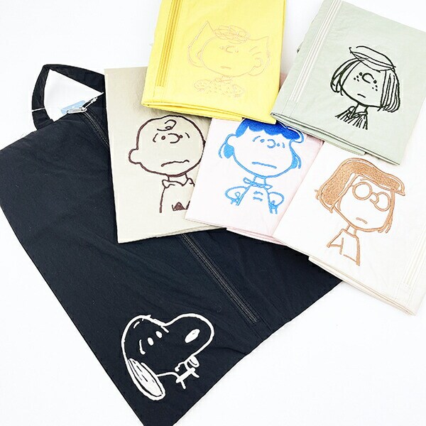 スヌーピー ワイドトラベルポーチ 収納ポーチ シューズ入れ ブラック PEANUTS SNOOPY