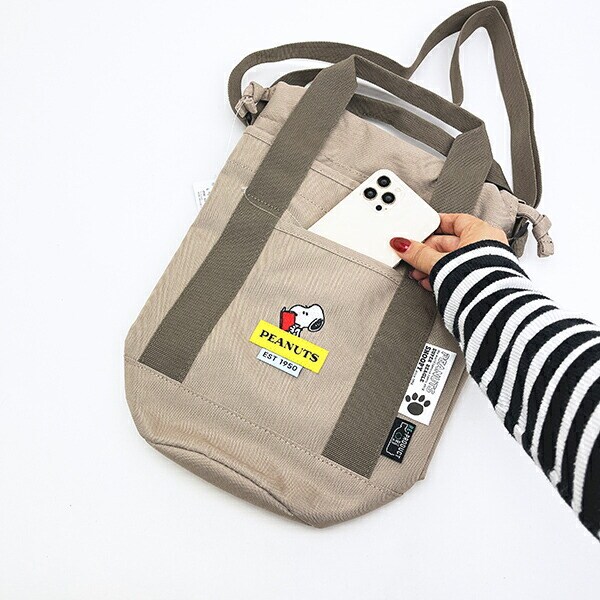 スヌーピー ドラムショルダーバッグ ベージュ RE-PET SNOOPY