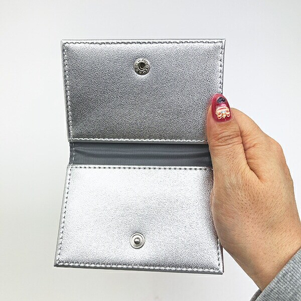 スヌーピー メタリック 2つ折りパスケース ICカードケース シルバー SNOOPY