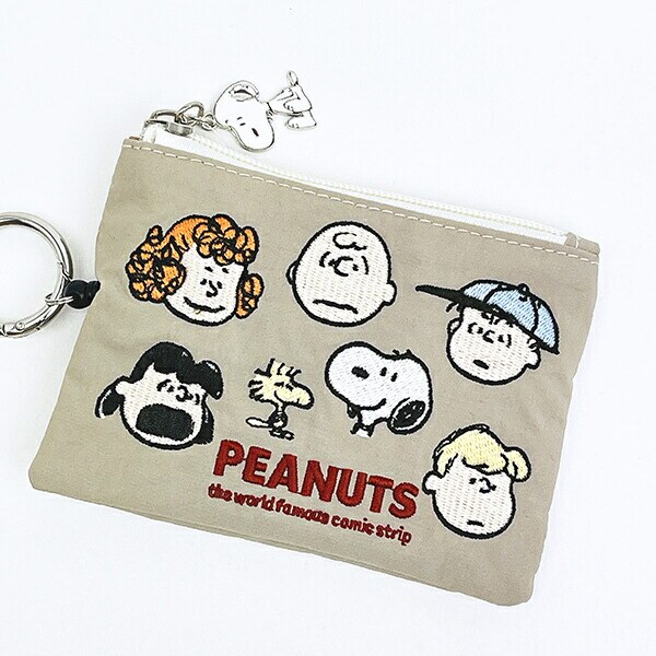 スヌーピー オール 刺繍パスポーチ ベージュ SNOOPY