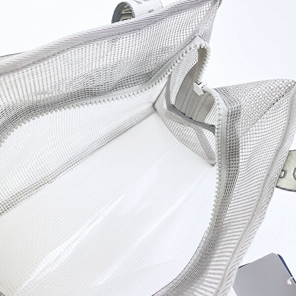 スヌーピー EVA ハンドル付きスクエアポーチ (グレー) SNOOPY