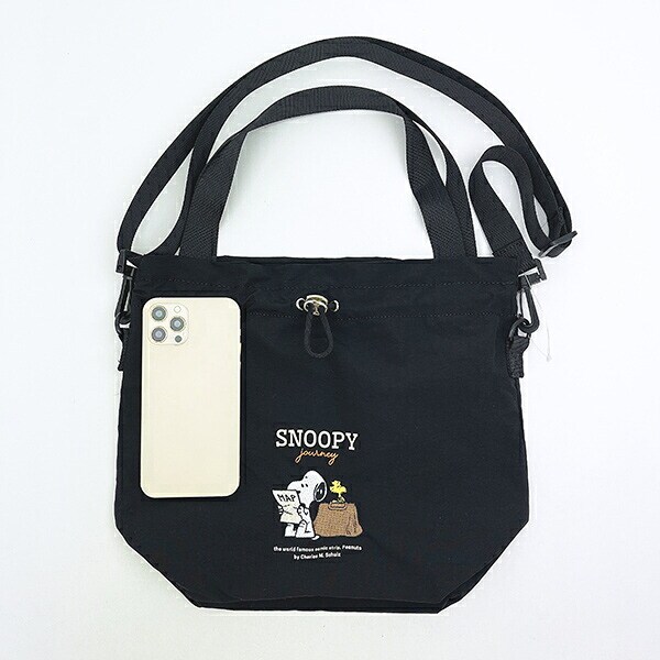 スヌーピー 巾着ショルダーバッグ ジャーニー ブラック SNOOPY