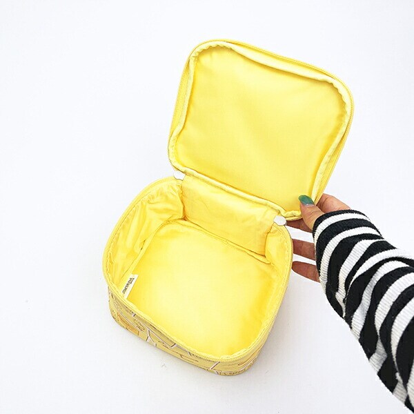 スヌーピー たためるボックスポーチ (イエロー) コミックトラベルシリーズ SNOOPY