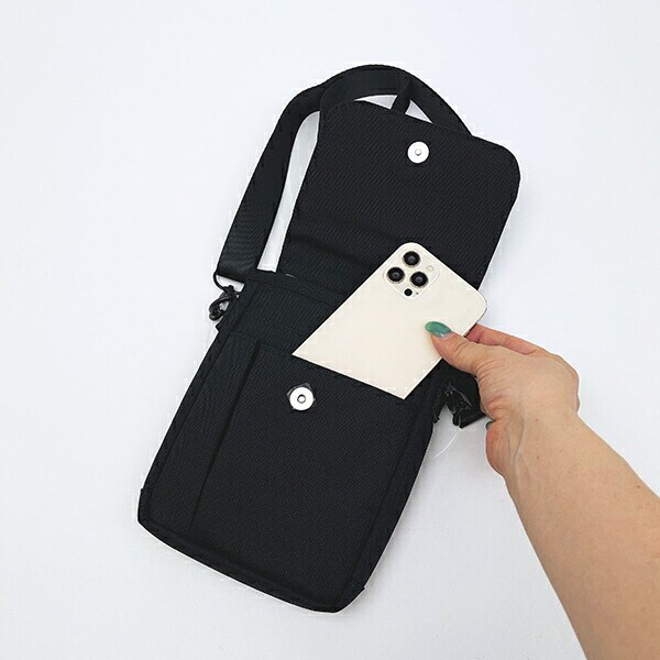 スヌーピー パスポートショルダーバッグ (ブラック) トラベル SNOOPY