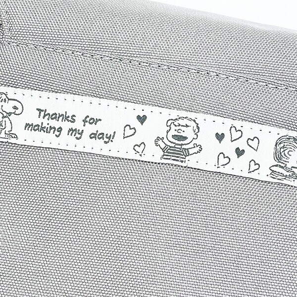 スヌーピー パスポートショルダーバッグ (ライトグレー) トラベル SNOOPY