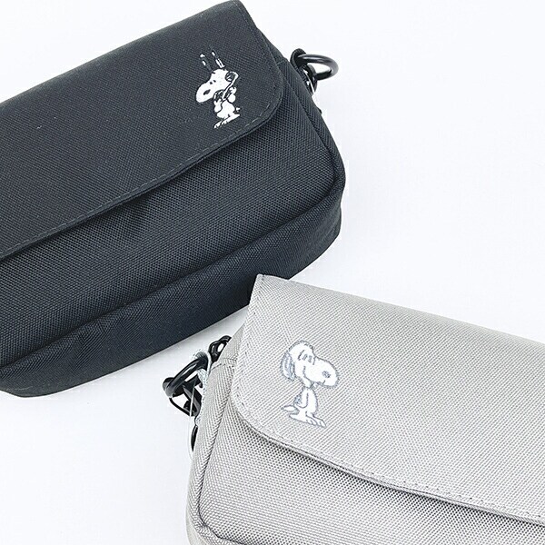 スヌーピー カメラショルダーバッグ (ブラック) トラベル SNOOPY