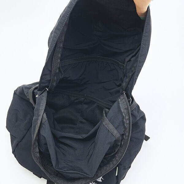 スヌーピー パッカブル軽量リュック (ブラック) バッグ トラベル SNOOPY