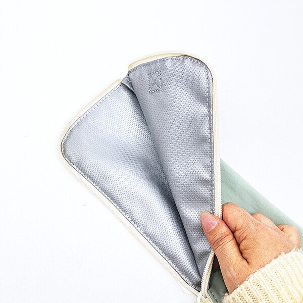 スヌーピー 耐熱トラベルポーチ(S) グリーン SNOOPY