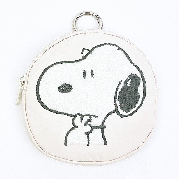 スヌーピー ダイカット刺繍パスポーチ SNOOPY