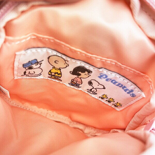 スヌーピー ルーシー ダイカット刺繍パスポーチ SNOOPY