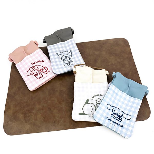 サンリオ シナモロール IIIIpocket スマートフォンポーチ スマホ用品 ショルダー ブルー Sanrio