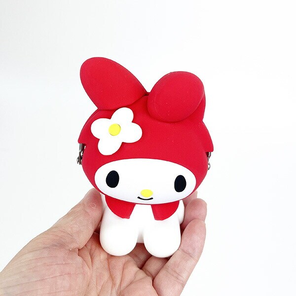 サンリオ マイメロディ お座り型シリコンがまぐちポーチ 3D POCHI レッド Sanrio