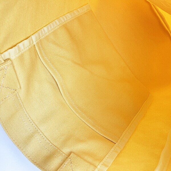 サンリオ ハローキティ 日焼け キティ A4トートバッグ イエロー Sanrio