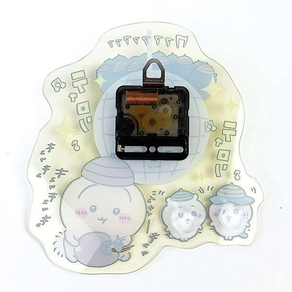 ちいかわ アクリル時計(あったんだ…こういう世界…) なんかちいさくてかわいい 壁掛け時計