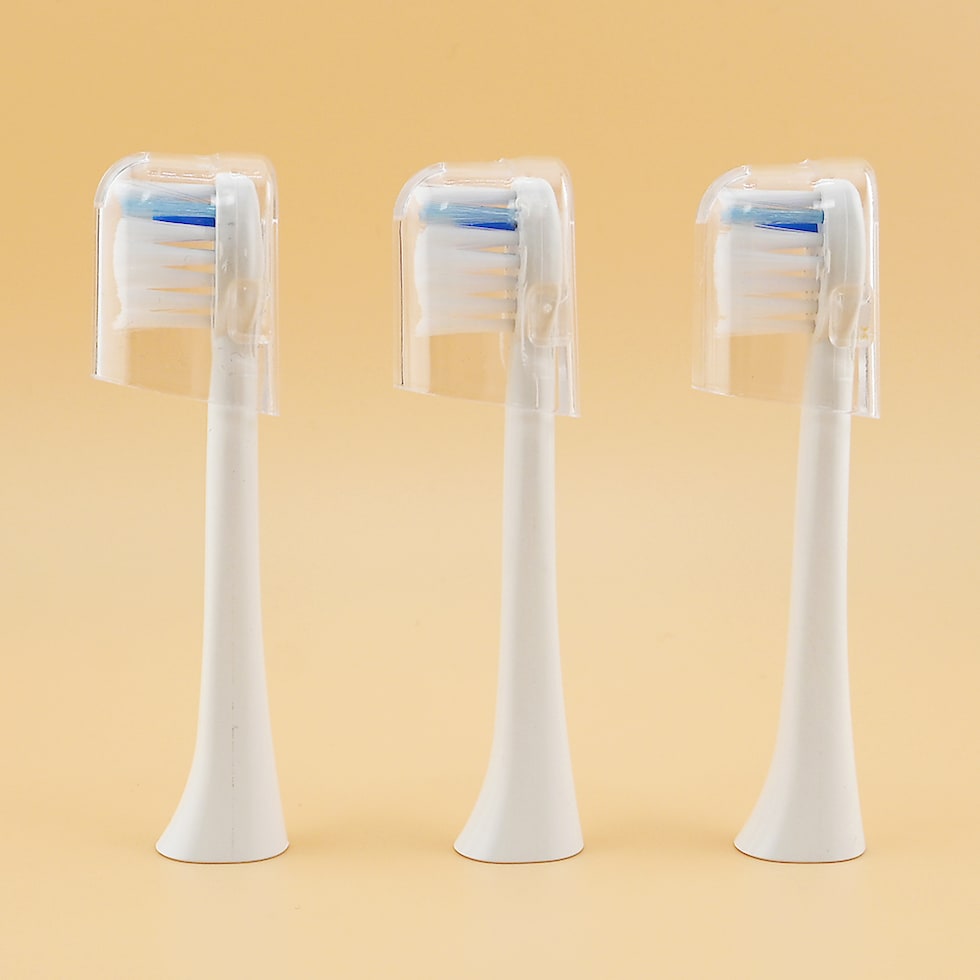 保護キャップ付き2in1ブラシヘッド 毛先0.02mmの極細毛