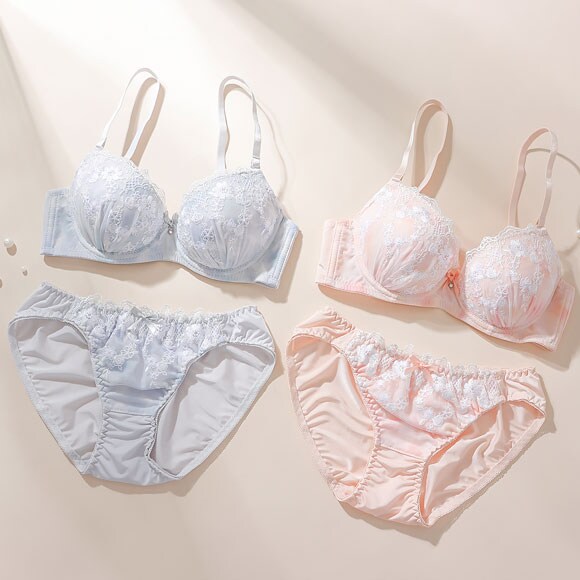 プチソワレ フラワーアーチ ブラセット ABCDEF ブラジャー ショーツ セット ラメ 刺繍 まる胸 petit soiree 大きいサイズ