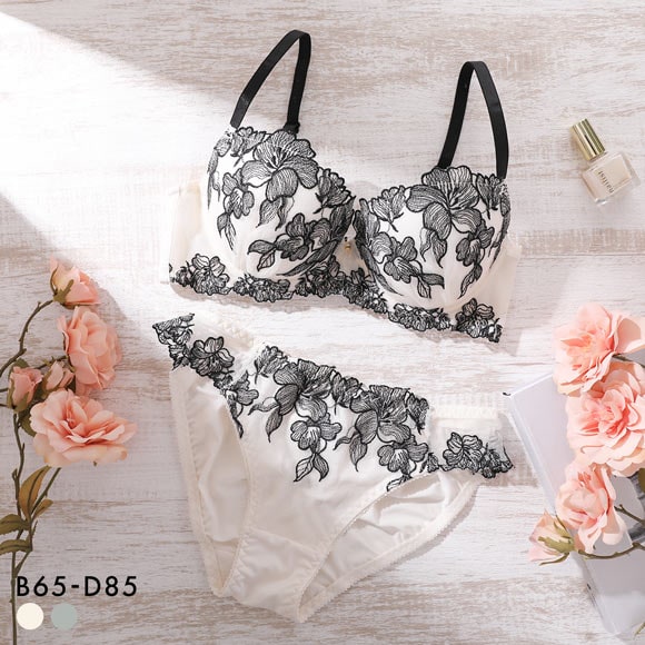 ピュアシェリ 花柄チュール ブラセット BCD 大きいサイズ 谷間 ブラジャー ショーツ セット 谷間 L字 脇寄せ 盛り PURECHERIE