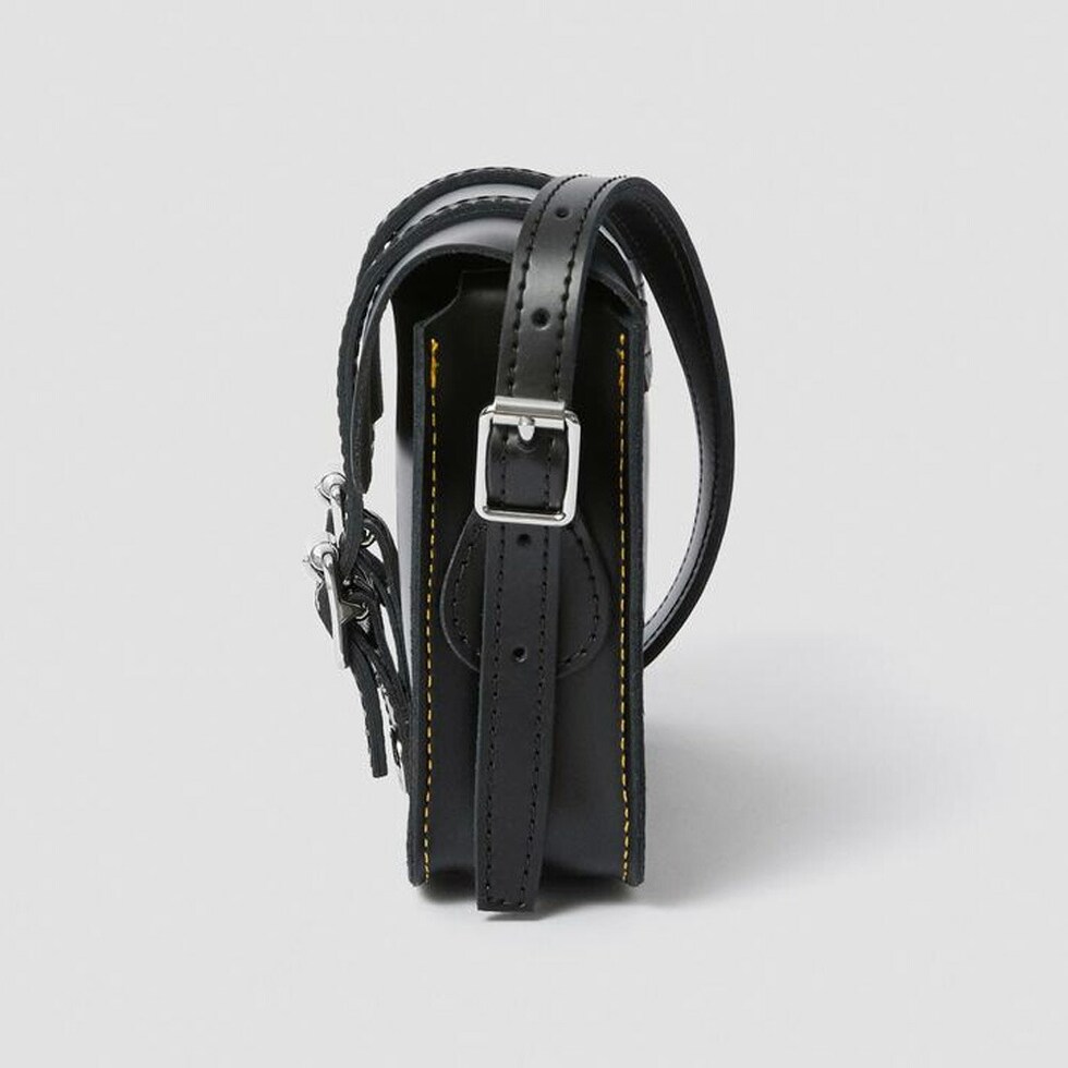 dショッピング |ドクターマーチン 国内正規販売店 ショルダー