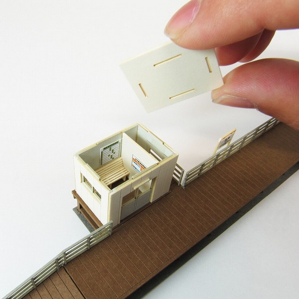 さんけい なつかしのジオラマ S=1/150 ホームC (MP03-81)