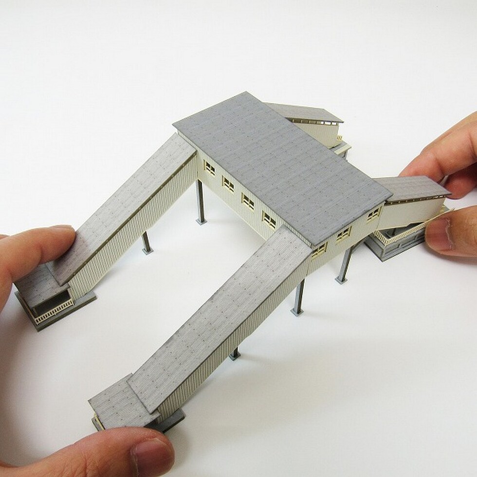 さんけい みにちゅあーと・プチ S=1/220 橋上駅舎 (MP01-127)