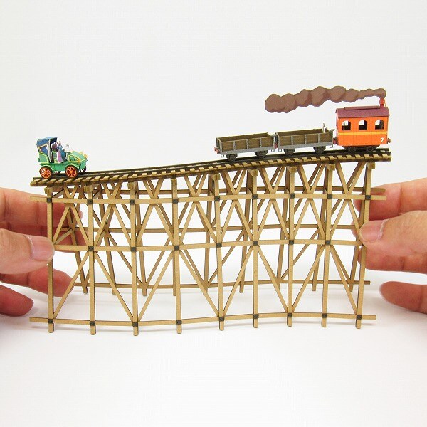 さんけい ジブリ シリーズ S=1/150 機関車とオートモービル (MK07-12)