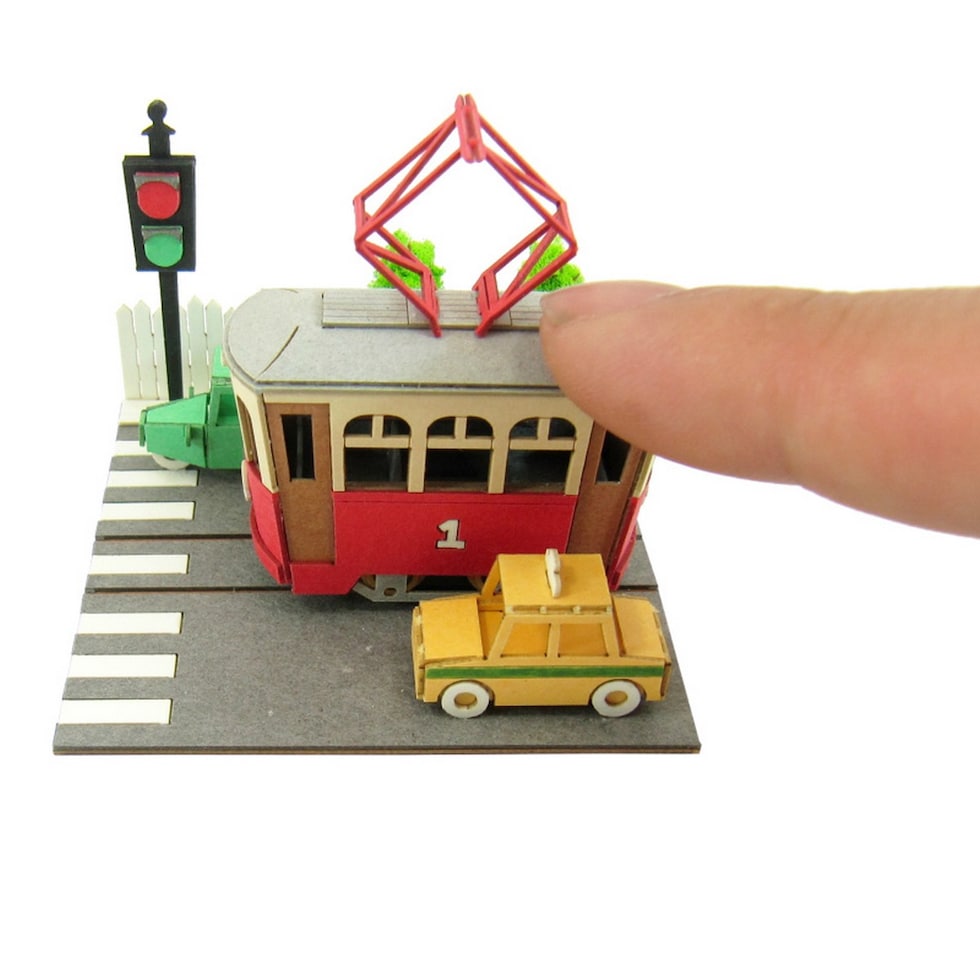 さんけい みにちゅあーとミニ トラムと自動車 (MP05-15)