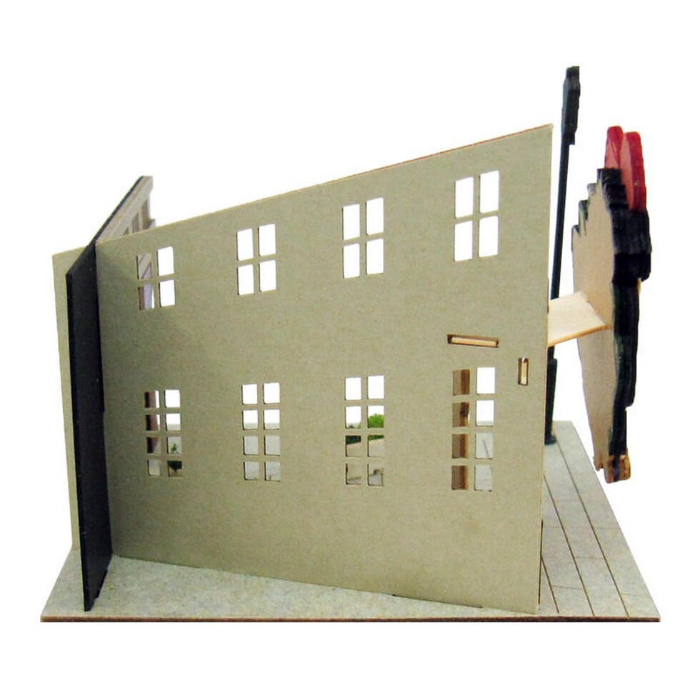 さんけい スタジオジブリ ミニ コリコに到着 (MP07-82)