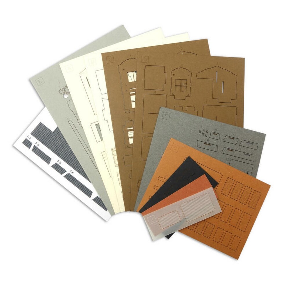 さんけい なつかしのジオラマ S=1/150 民家F (MP03-109)