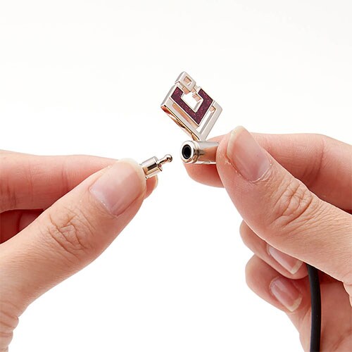 コラントッテ 磁器ネックレス