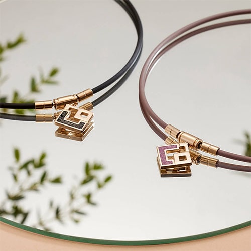 コラントッテ 磁器ネックレス