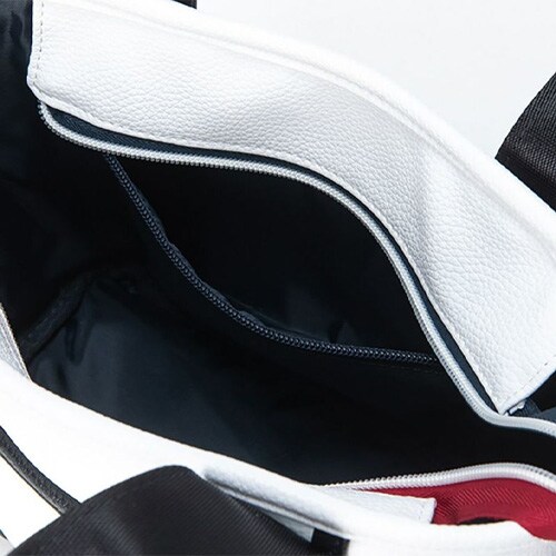 トミーヒルフィガー　カートバッグ