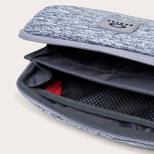 オークリー ポーチ