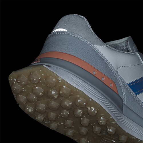 アディダス　ゴルフシューズ