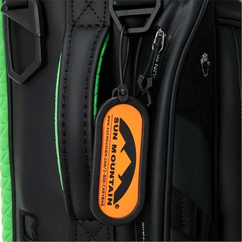 サイコバニー　ゴルフバッグ