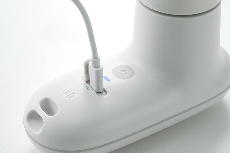 プラスマイナスゼロ 【激落ちくん】コードレス電動ブラシ