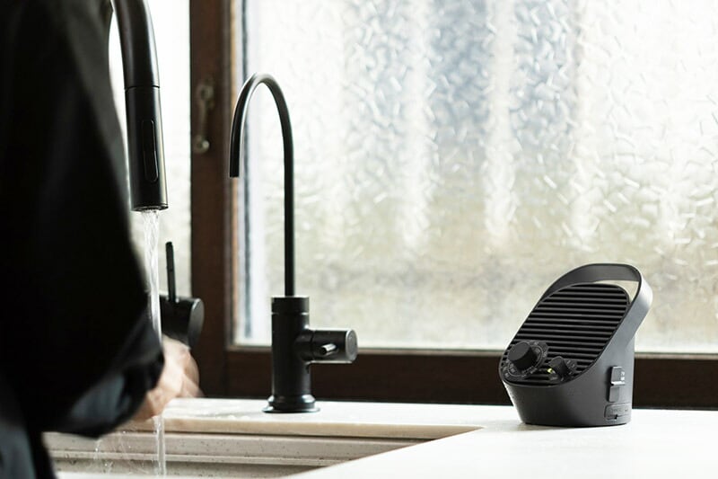 プラスマイナスゼロ テレビ用ワイヤレススピーカー（ラジオ付）