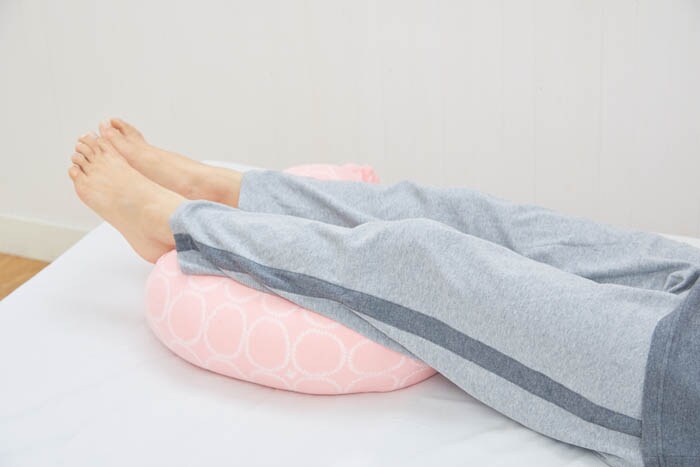 龍野コルク工業 キュービーズ 授乳クッションにもなる抱き枕 1個