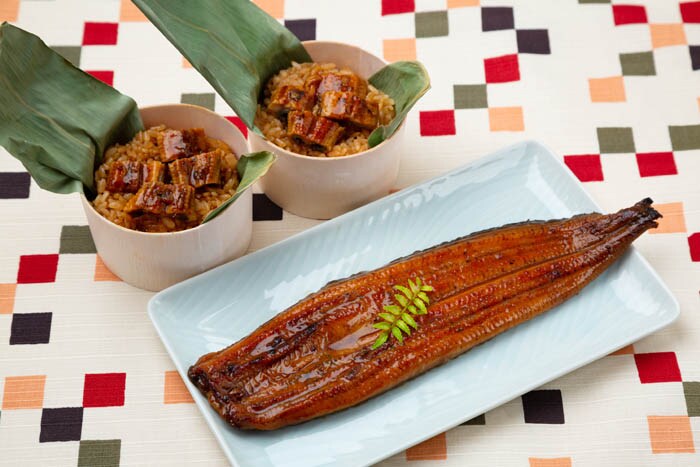 大五通商うなぎ工房 うなぎ問屋の蒲焼き（長焼）・おこわ詰合せ 1セット（240g：蒲焼120g×2尾、うなぎおこわ×3食）
