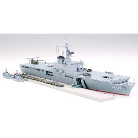 タミヤ 1/700 ウォーターライン 海上自衛隊輸送艦 LST-4002 しもきた（艦載車付き）【31006】  T WL006シモキタ 【返品種別B】