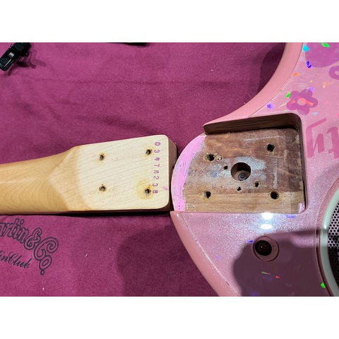 dショッピング |【中古】FERNANDES フェルナンデス ZO-3HK Hello Kitty