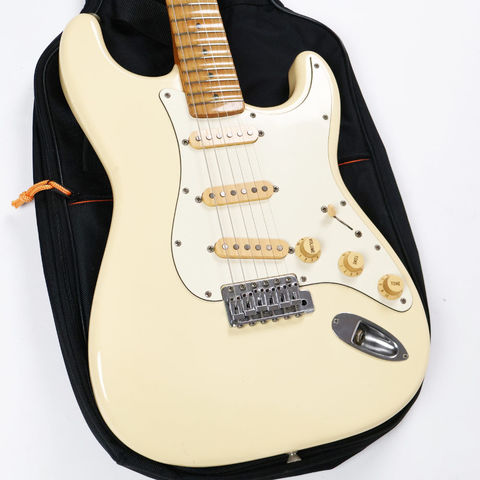dショッピング |【中古】 エレキギター Fender Japan ST72-55 VWH Mod