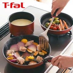 【D】(送料込)[セット9] T-fal(ティファール)/インジニオ・ネオ パプリカレッド (ガス火専用)/L15192《沖縄・離島配送不可》