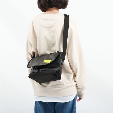 dショッピング |日本正規品 マンハッタンポーテージ ショルダーバッグ Manhattan Portage Marine Park Messenger  Bag JR Slim Matte Vinyl 2022 メッセンジャーバッグ 斜めがけ A5 防水 数量限定 メンズ レディース  MP1605JRSMVL22 | カテゴリ：ショルダーバッグ ...