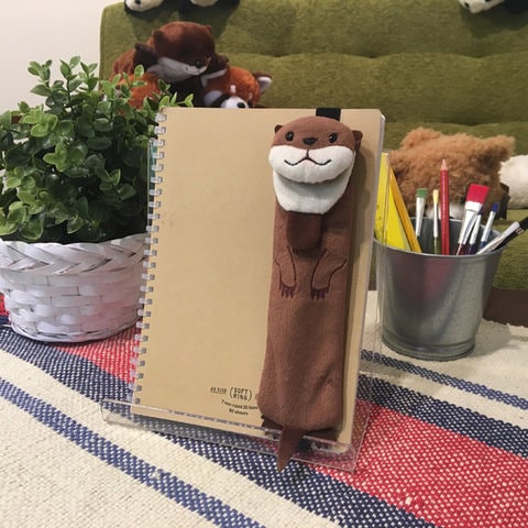 dショッピング |ブックバンドペンケース カワウソ (ぬいぐるみ筆箱
