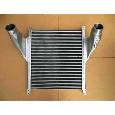 dショッピング |国内優良メーカー インタークーラー いすゞ ギガ 参考 